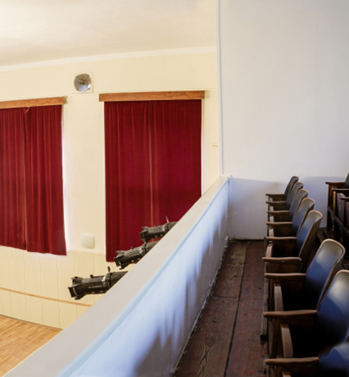 Divadelní sál - pohled do hlediště